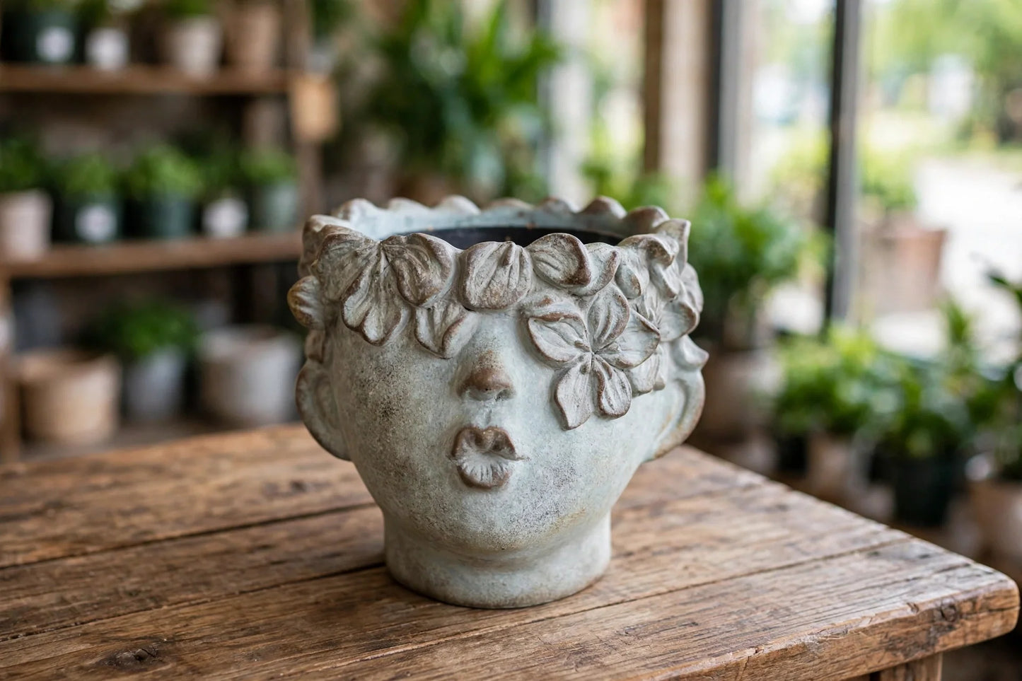 AB Kissing Face Planter 7.5"